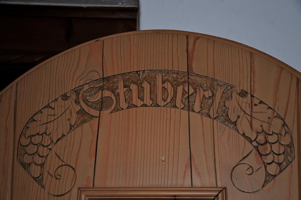 Holzschnitzers Appartements Ehrwald Exterior photo